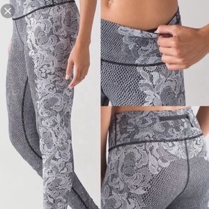 28” Lululemon Speed Wunder Tight Nulux Florence Speed Wunder 50G White Black 4.